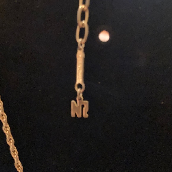 Nina Ricci EUC Vintage two-tone circular design pendant necklace w/gold crystals - Picture 4 of 5